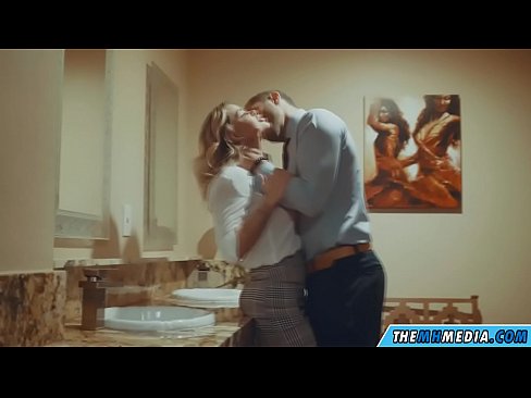 ❤️ Cum busty flava seducit in latrinae publicae Just porn at porn la.kassavrn.ru